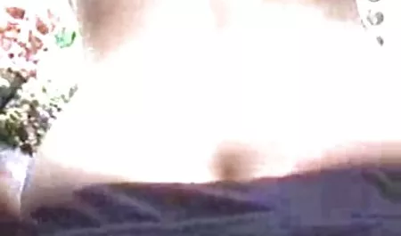 Дві молоді бабусі з великими популярні порно ролики цицьками, великий член