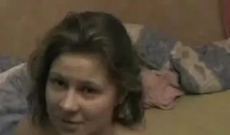 Гаряча порно ролики короткі дивитися красуня робить її киска мокра